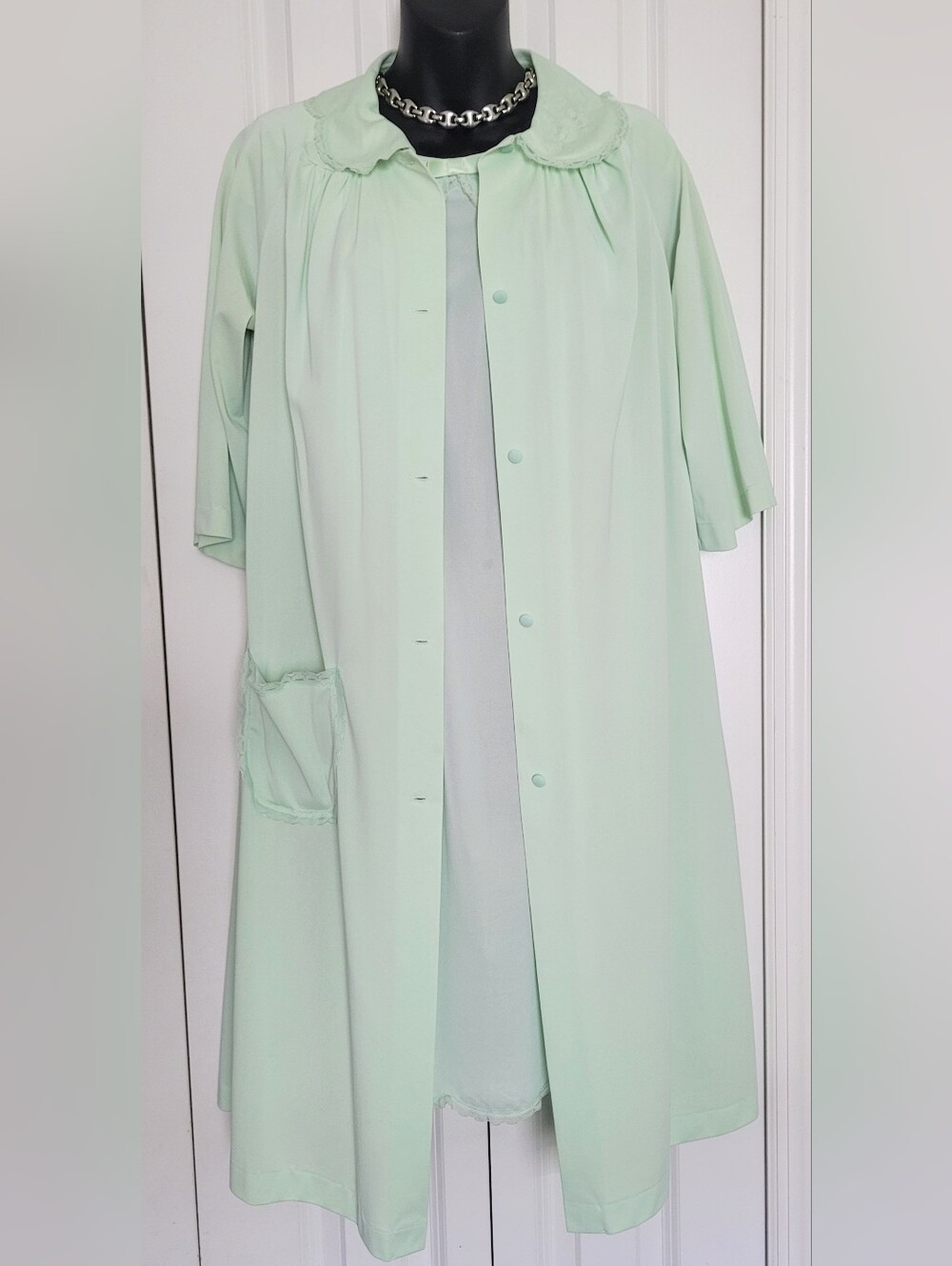 Vintage Shadowline Womens 2pc Nightgown & Robe Set